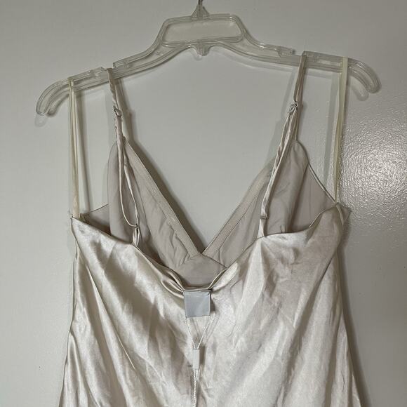 NEW! Selfie Leslie Downtown Cami Strap Front Split Midi Slip Dress Champagne LRG - Picture 9 of 11